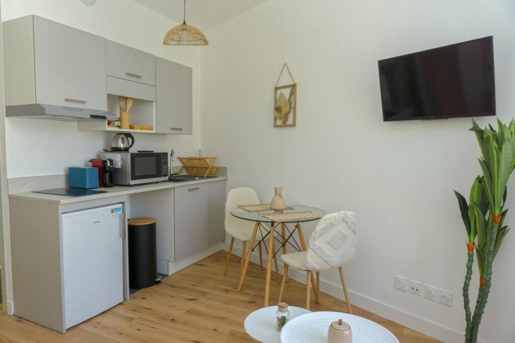 Palais Riviera Chaleureux Lumineux Et Climatise Apartment Nice Bagian luar foto